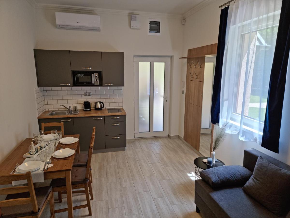 Maison d'hôtes Karinthy Haz à Siófok Extérieur photo