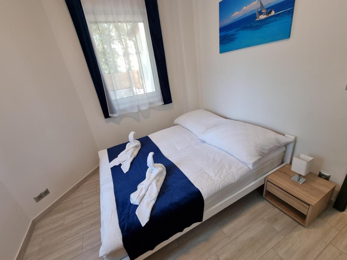 Maison d'hôtes Karinthy Haz à Siófok Extérieur photo