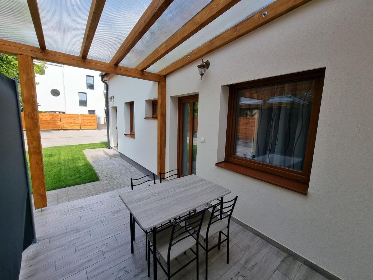 Maison d'hôtes Karinthy Haz à Siófok Extérieur photo